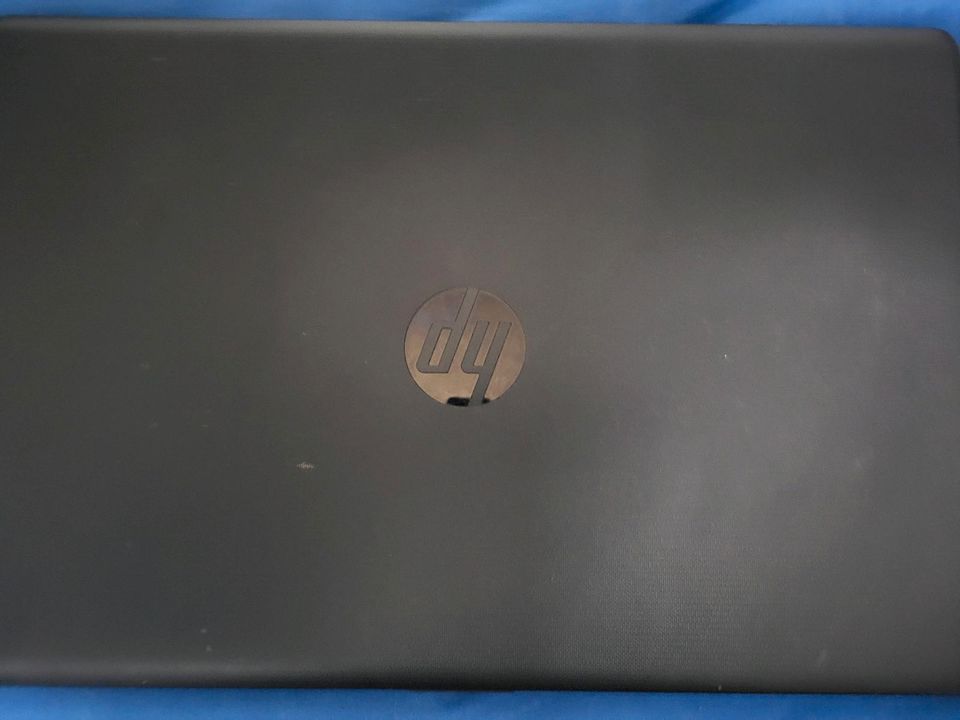 Hp 250 g7 Laptop 15,6 zoll in Dillingen (Saar)