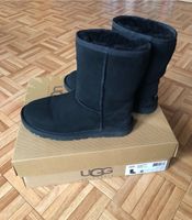 UGG Boots Classic II Short Niedersachsen - Göttingen Vorschau