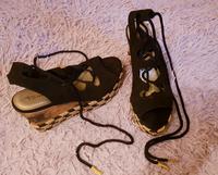 Tamaris Plateau Sandalen zum Schnüren schwarz Größe 39 TOP Wuppertal - Elberfeld Vorschau