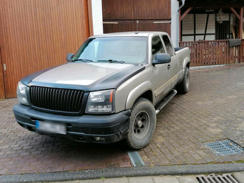 Chevrolet Silverado Z71 Motor neu in Weinbach