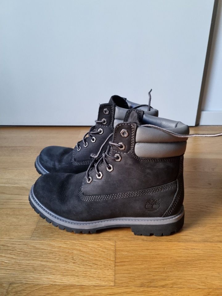 Timberland Schnürstiefelette schwarz Größe 37,5 in Freiburg im Breisgau