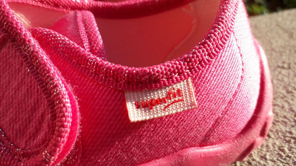 Hausschuhe Superfit Klettverschluss pink WMS IV (Gr. 23) in Wasserlosen