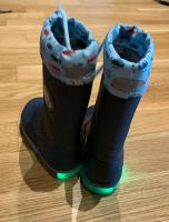 Kinderstiefel Größe 22/23 mit Blinkefubktion ungefüttert Leipzig - Gohlis-Nord Vorschau