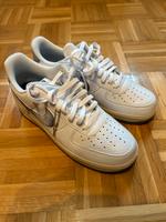 Nike Air Force 1 one 42,5 Neu 07 LX 50 Jahre Hip Hop Edition Hessen - Gründau Vorschau
