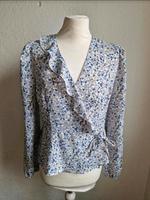 Wickelbluse Bluse Gr. 40 blau weiß Blümchen Düsseldorf - Hassels Vorschau