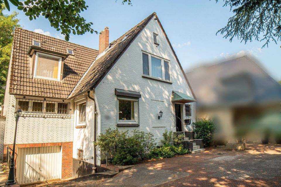 Ihr Stück Marienthal! Wohnhaus auf charmantem Grundstück mit zusätzlichem Bauplatz in Hamburg