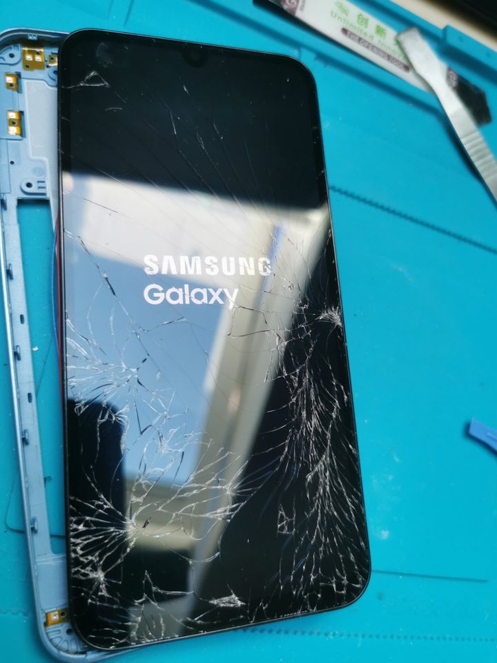 Display Samsung A15/5G - Defekt!!!! in Lemwerder