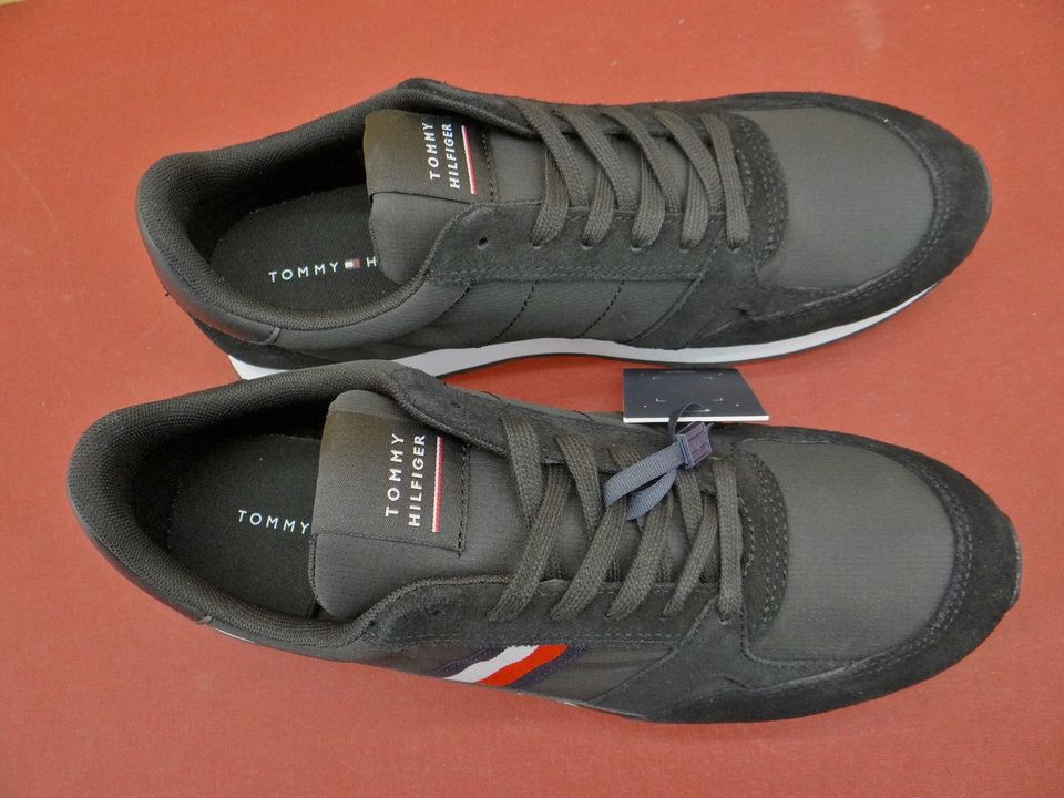 Tommy Hilfiger RUNNER LOW VINTAGE MIX Sneaker Schuhe Schwarz 42 in Stadtallendorf