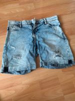 Kurze Jeanshose Grösse 36 Baden-Württemberg - Freudental Vorschau