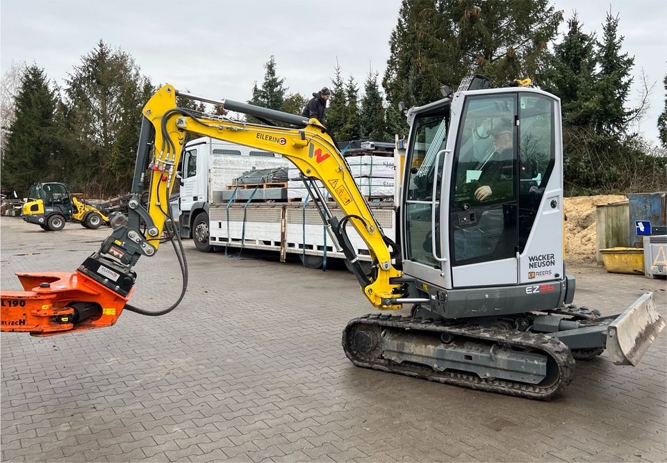 Kettenbagger / Minibagger 2,60 Tonner zum Verleih in Bad Bentheim