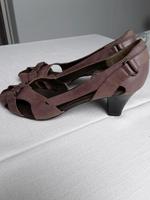 Sandalen von Tamaris, Größe 40, Trendfarbe Mocca, neu Nordrhein-Westfalen - Iserlohn Vorschau