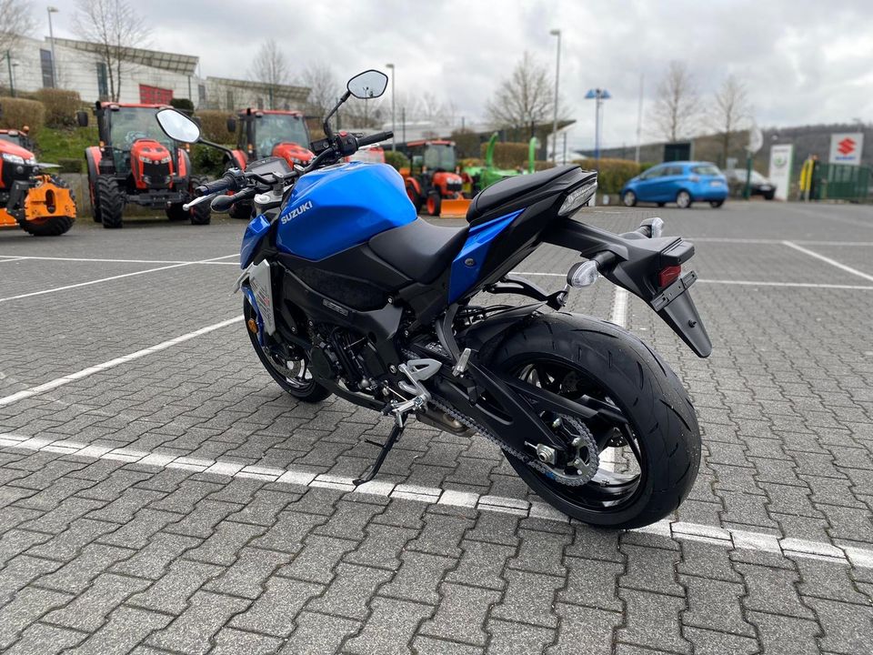 Suzuki GSX-S 950 Modell A2 Motorrad in Olpe