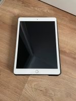 iPad 8. Generation Wi-Fi 32 GB in Silber Hessen - Rodenbach Vorschau