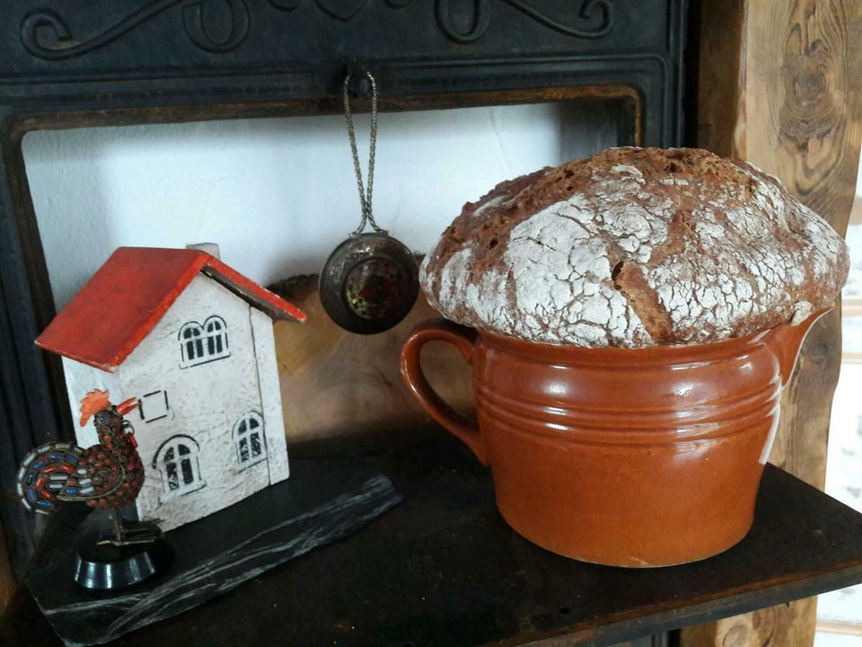 Topf Kanne Keramik braun alt S 2 / 1 Landhaus Deko in Weidenberg