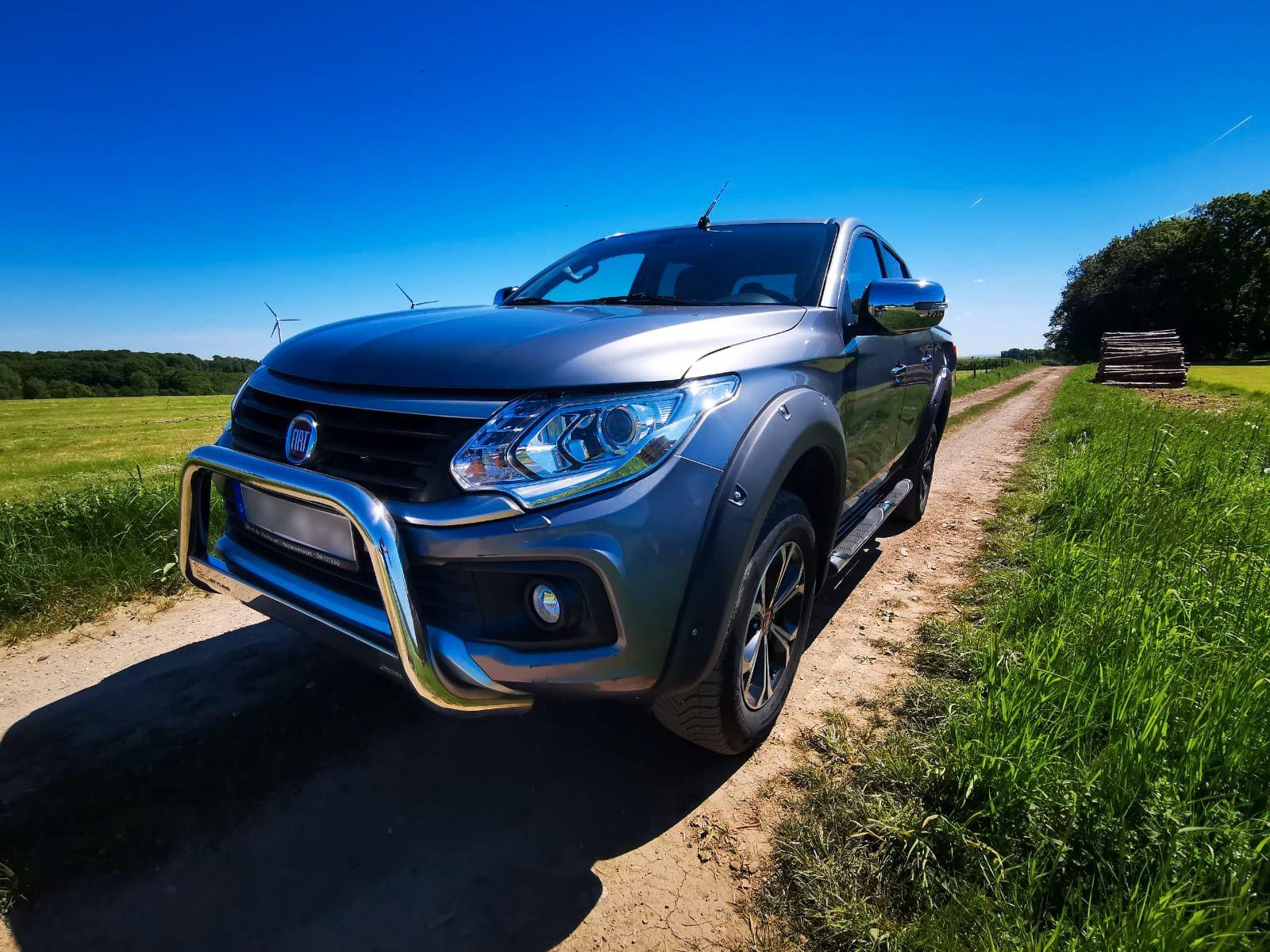 Abbildung des Autos Fiat Fullback Double Cab…