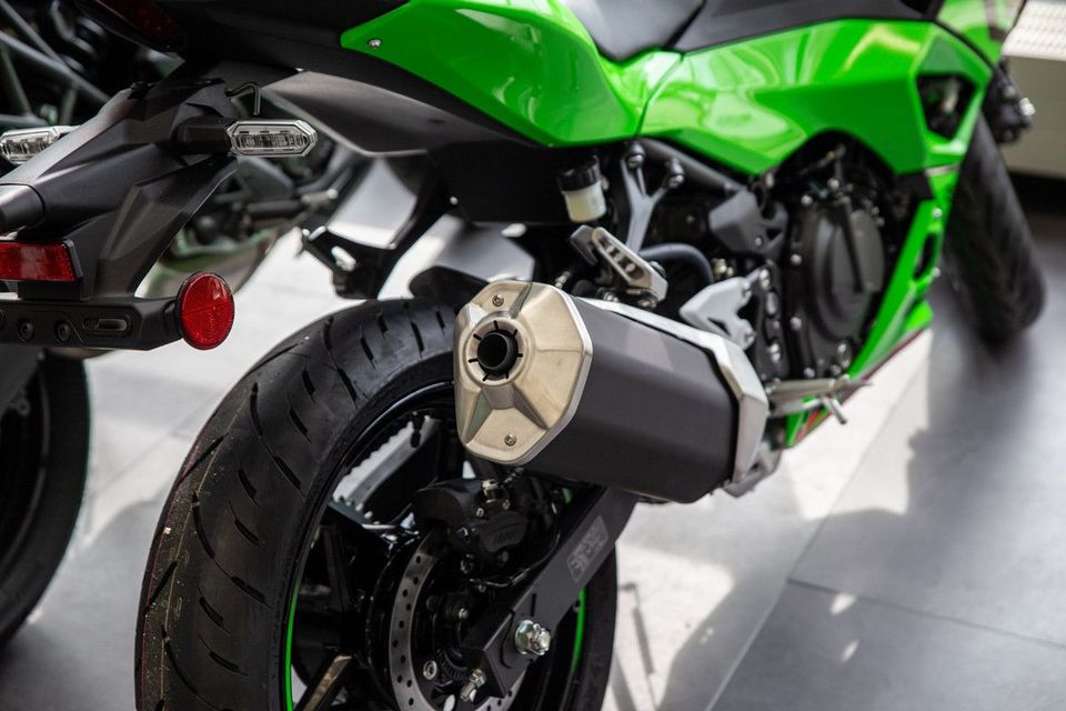 Kawasaki Ninja 500 SE ABS, 4 JAHRE WERKSGARANTIE in Seevetal