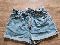 Jeans-Shorts von Only mit Knöpfen - Größe M Thüringen - Weida Vorschau