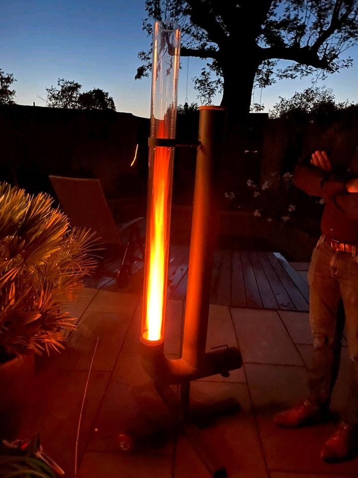 Feuersäule mit Pellet in Oberhausen