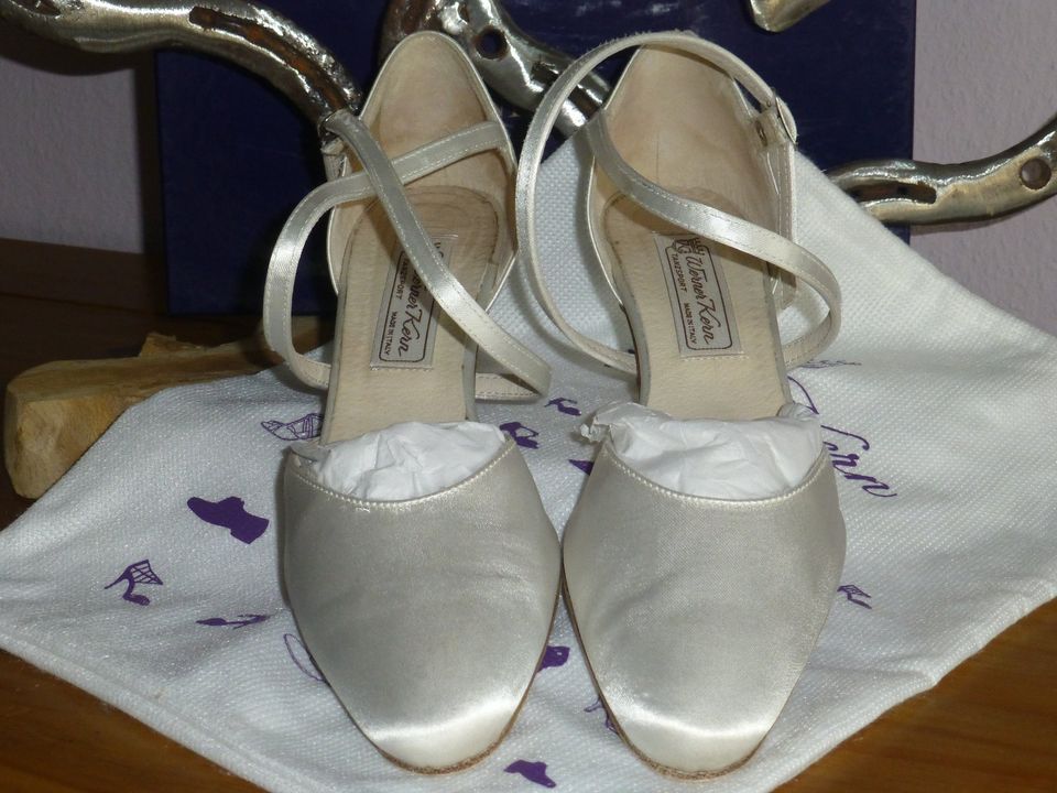 ** Werner Kern Bridal Tanzschuhe Brautschuhe Satin weiß Gr. 6 ** in Kevelaer