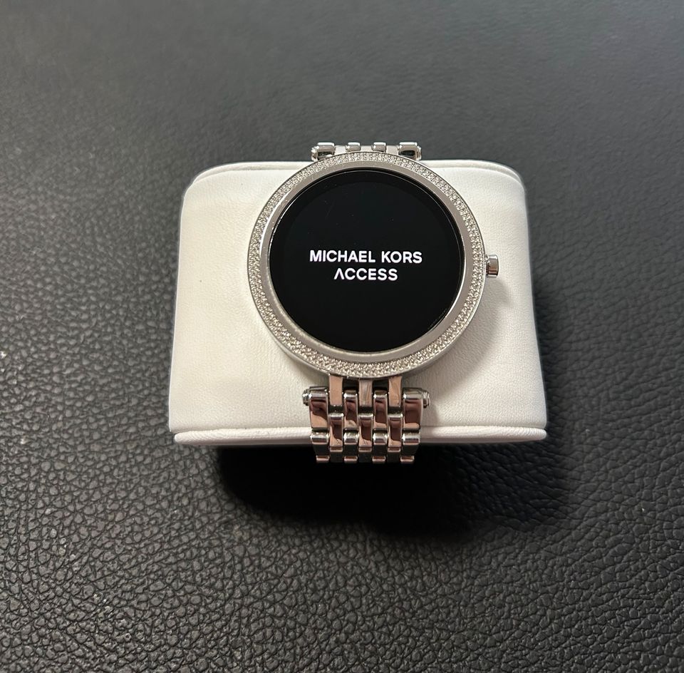 Michael Kors Damen Gen 5E Darci Smartwatch in Saarbrücken