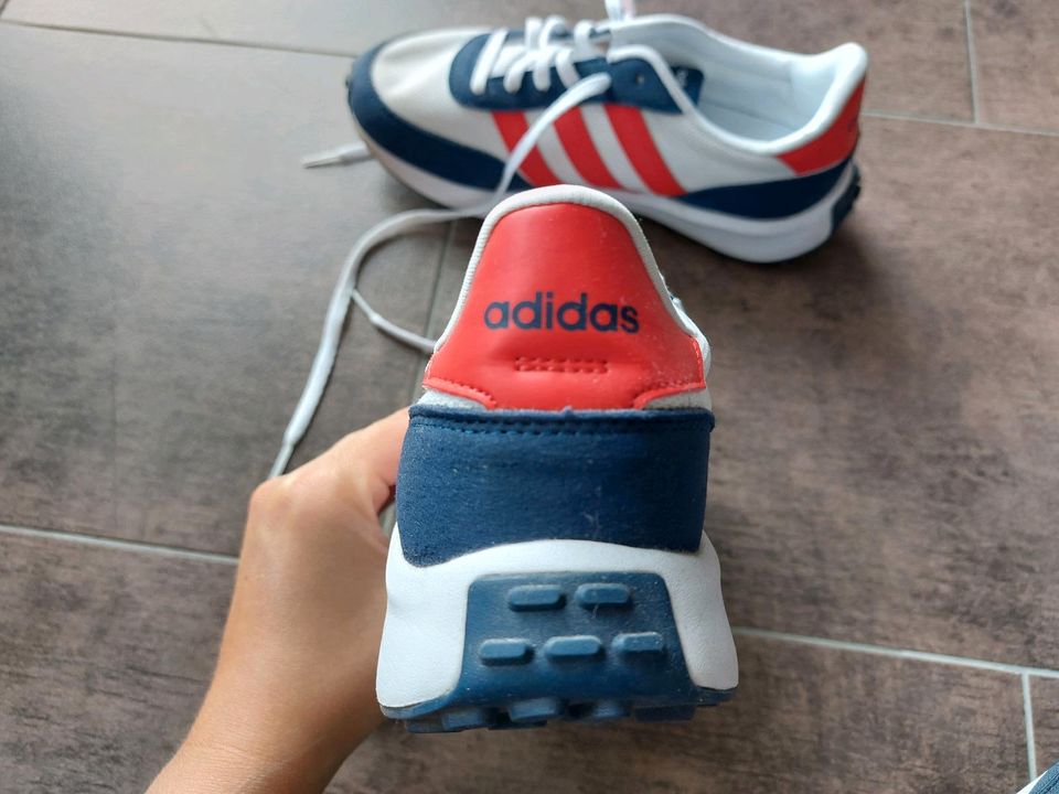 Adidas Sneaker Größe 38 in Grevesmuehlen