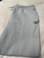 Reebok Jogginghose neu XL Hessen - Waldeck Vorschau
