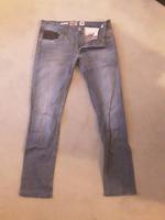 Pepe Jeans Herren Aaron Chelsea Straight 33/34 Kr. München - Kirchheim bei München Vorschau