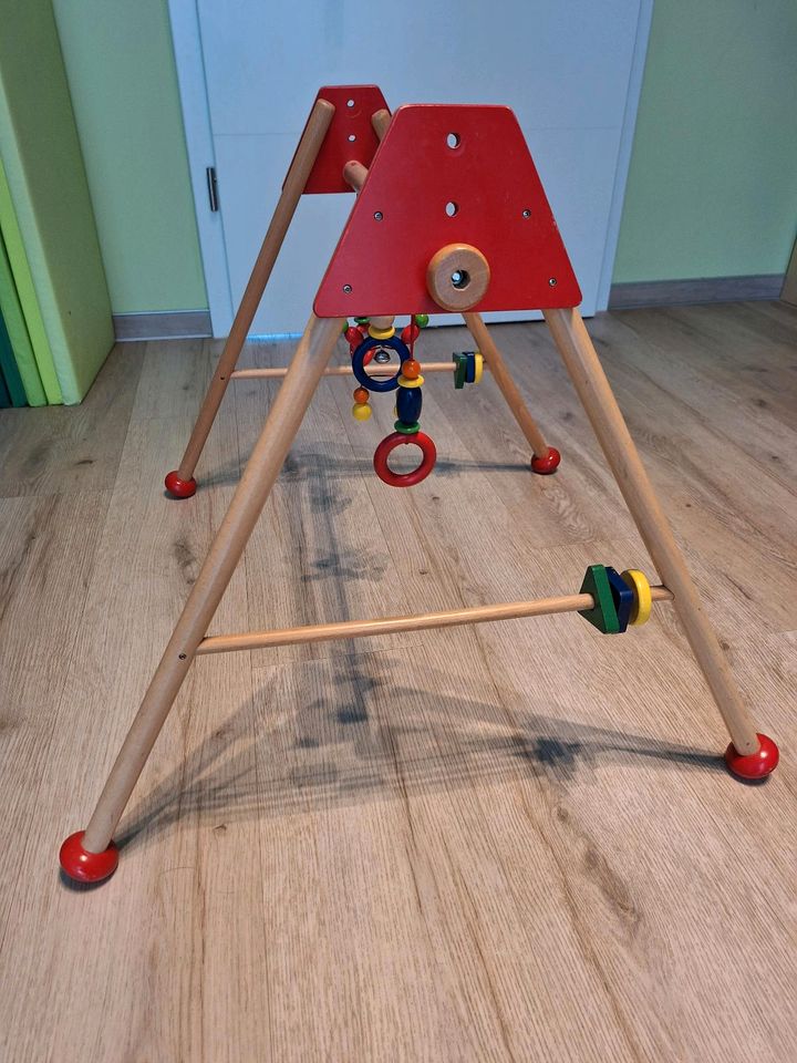 Activity-Center Spielbogen Babygym aus Holz für Babys in Cottbus