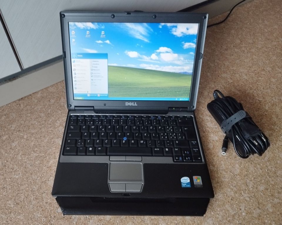 Dell 420 XP türkisch Laptop in Lörrach
