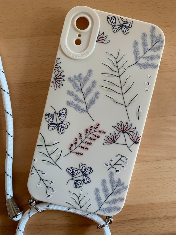 Handyhülle zum Umhängen IPhone XR  OVP & Neu! Beige Gräser in Dresden