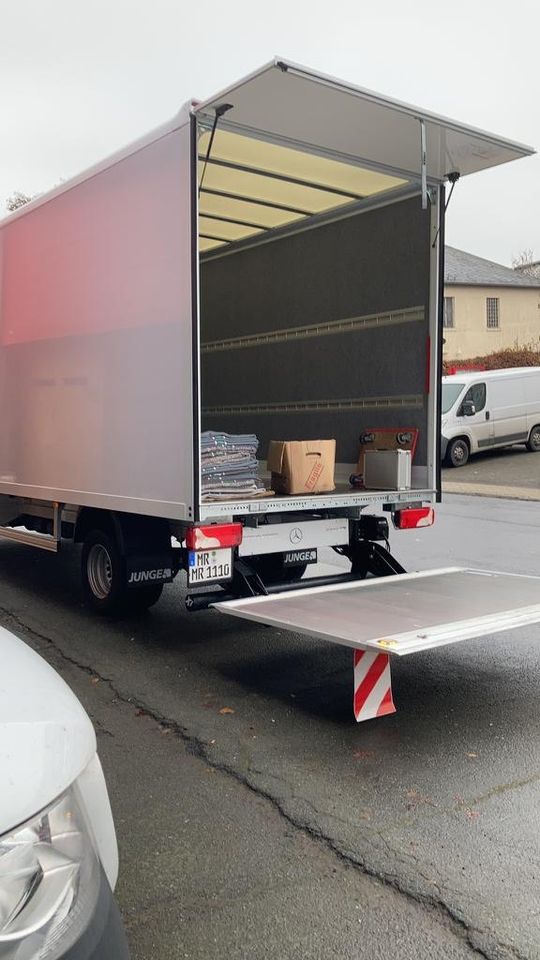 LKW mieten mit Fahrer in Marburg