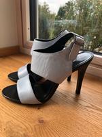 High Heels Stilettos Akira 39 Bayern - Königsmoos Vorschau