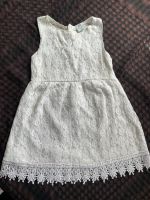 Mädchen Fest Kleid weiß creme Größe 104 Blumenmädchen Baden-Württemberg - Mögglingen Vorschau