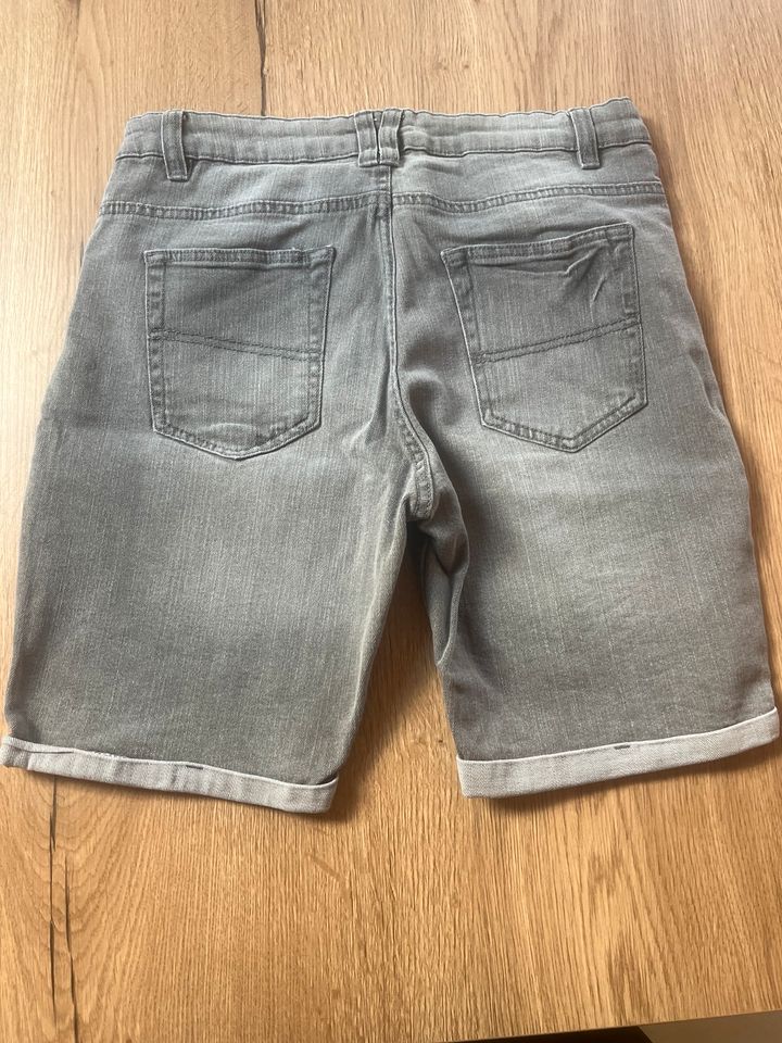 Straight Up Jeansshorts für Herren grau Gr.XL in Welfesholz