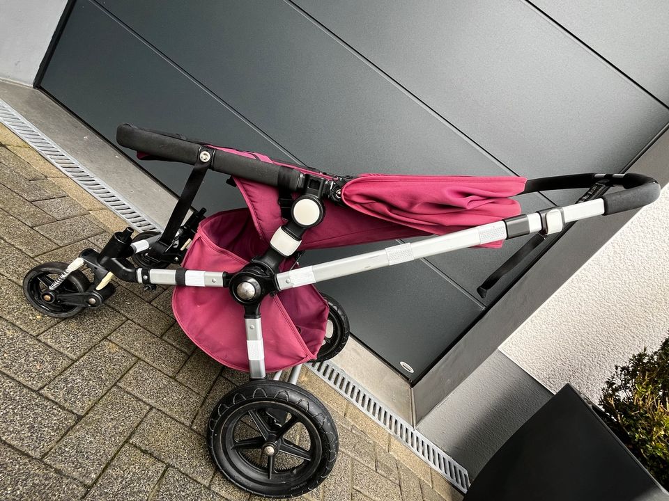 Bugaboo cameleon 2 *Farbe „beere“ *viel Zubehör in Wipperfürth