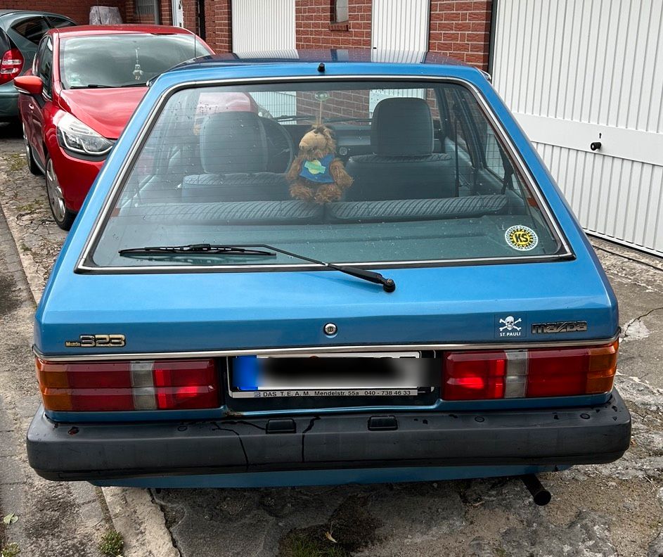 Mazda 323 Oldtimer in Ibbenbüren