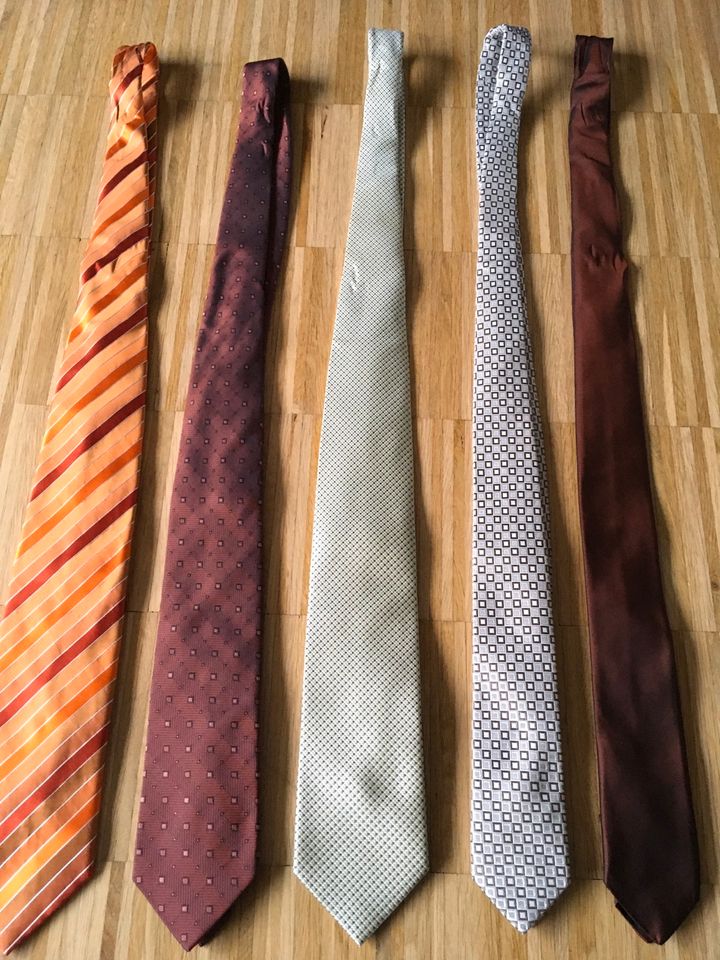 Hochwertige Krawatten Seidenfalter Eterna Ccp Seide 2€ in Wuppertal -  Barmen | eBay Kleinanzeigen ist jetzt Kleinanzeigen