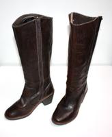 Tolle Camper Damenstiefel Braun 38 Topzustand Baden-Württemberg - Weinstadt Vorschau