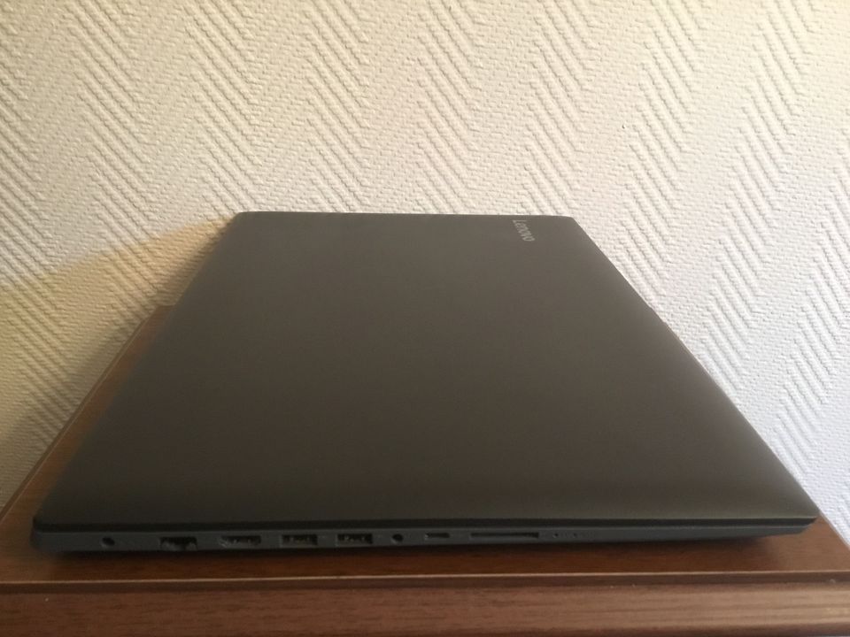 Laptop Lenovo IdeaPad 320 in Berlin