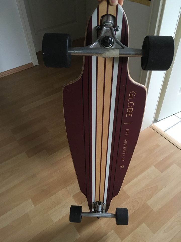 Longboard Globe Skateboard in Hamburg