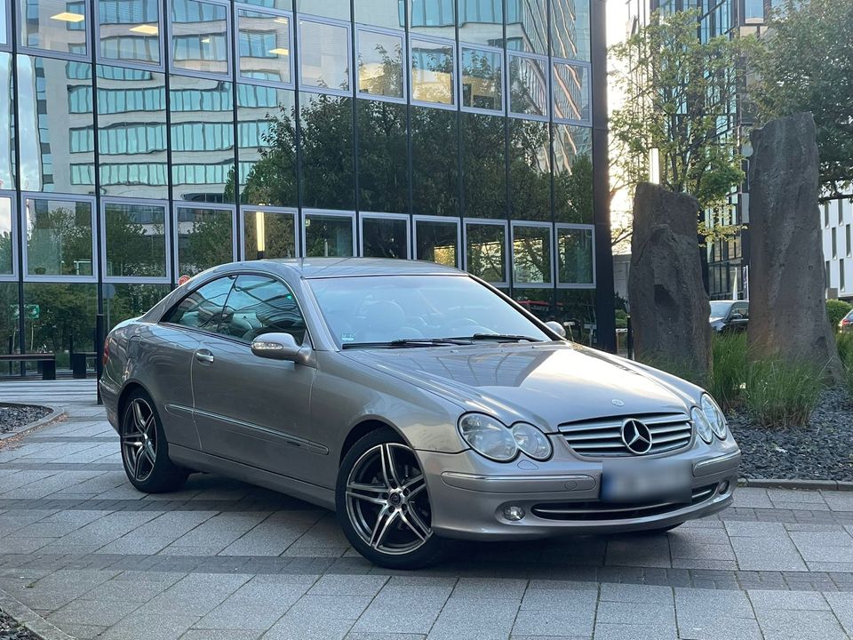 Mercedes CLK /// 320 \\\ V6 \\\ Tausch möglich in Frankfurt am Main