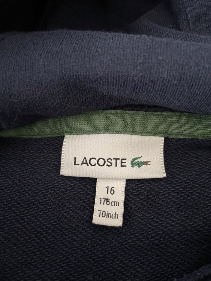 Lacoste Hoodie in Duisburg