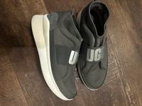 UGG Schuhe Gr.41 top Zustand Hessen - Wölfersheim Vorschau