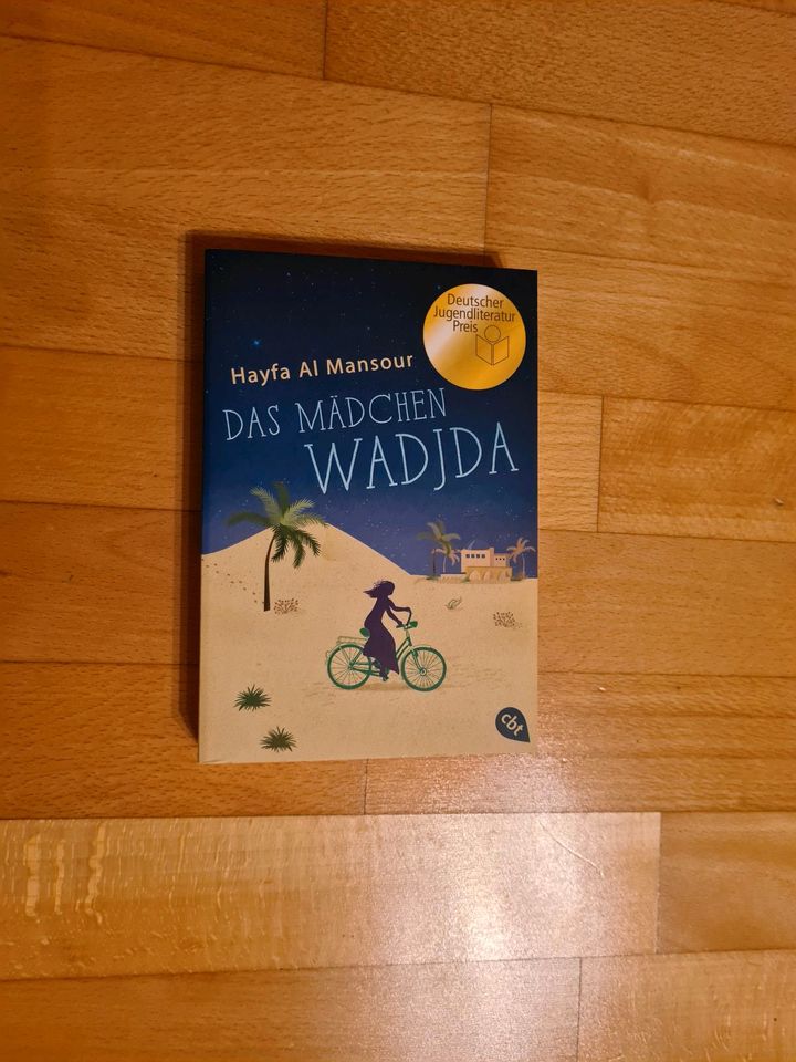 Jugendbuch Das Mädchen Wadjda, neu in Stuttgart