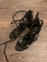 High Heels zum Schnüren Köln - Niehl Vorschau