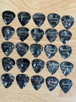 25 Stück IBANEZ Picks Medium Shell Grey NEU Gitarre Plektren Baden-Württemberg - Mannheim Vorschau