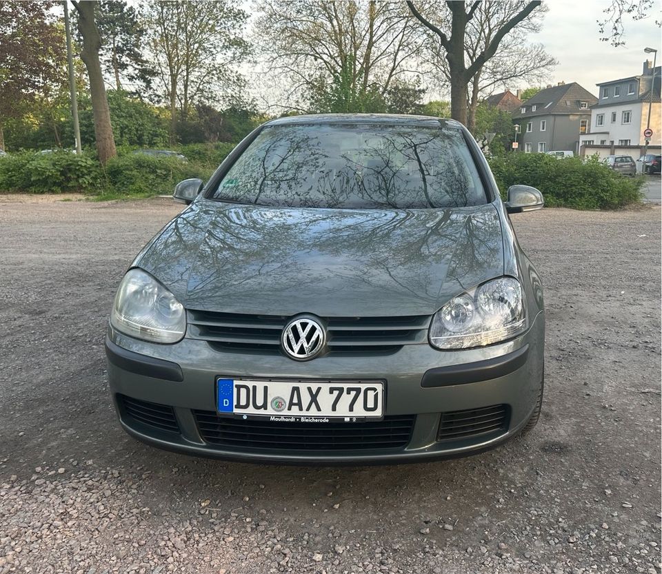 Volkswagen Golf 5 1.4 Benzin TOP sehr gepflegt in Duisburg
