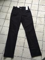 BRAX Carola Glamour Damen Jeans PERMA BLACK schwarz Gr. 36 *NEU Berlin - Neukölln Vorschau