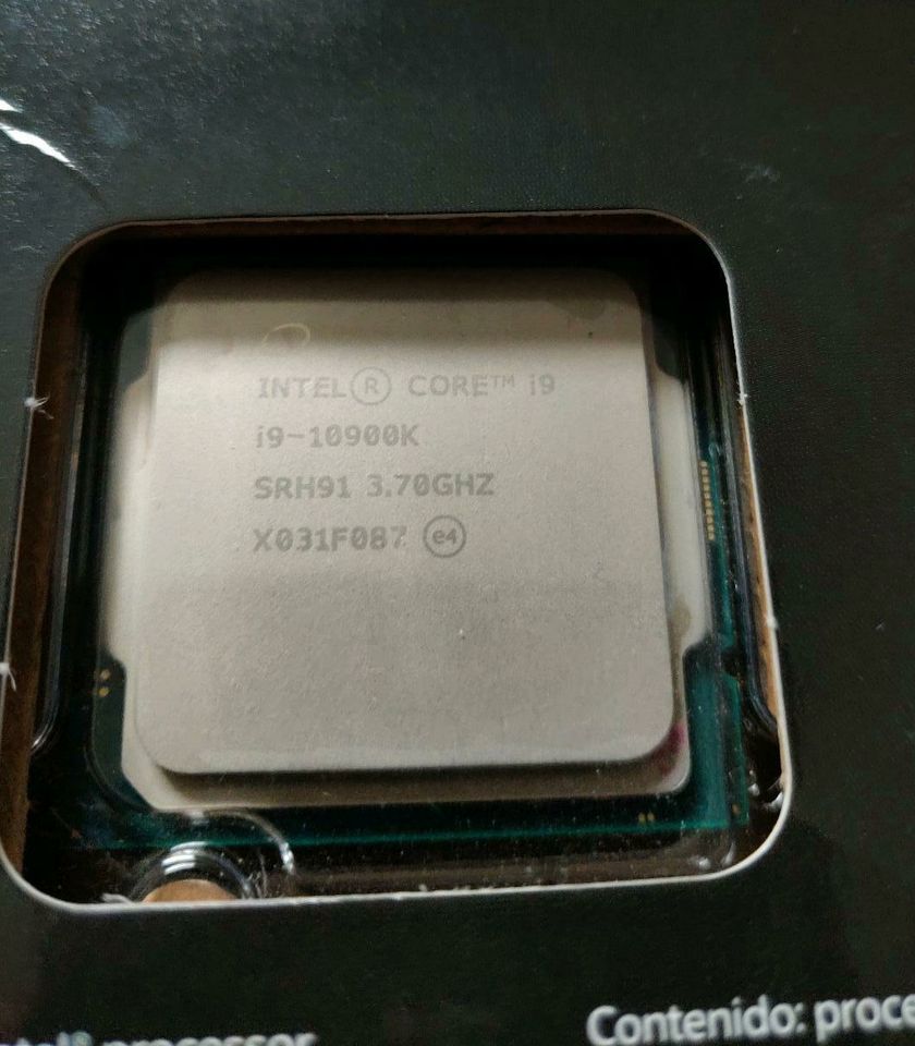 Intel i9-10900K Prozessor in Schlüchtern