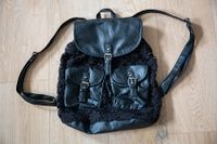 Rucksack Tasche / Kunstleder Häkel crochet schwarz Vintage Nordrhein-Westfalen - Recklinghausen Vorschau